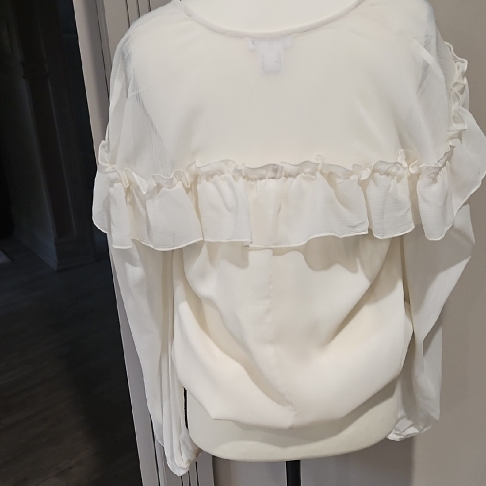 VENUS Ivory Ruffle Blouse - Picture 3 of 7